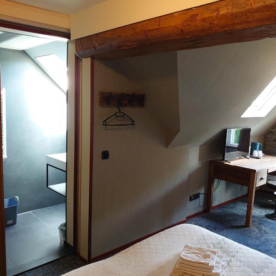 De Cyprian Bed & Breakfast Kaard Экстерьер фото