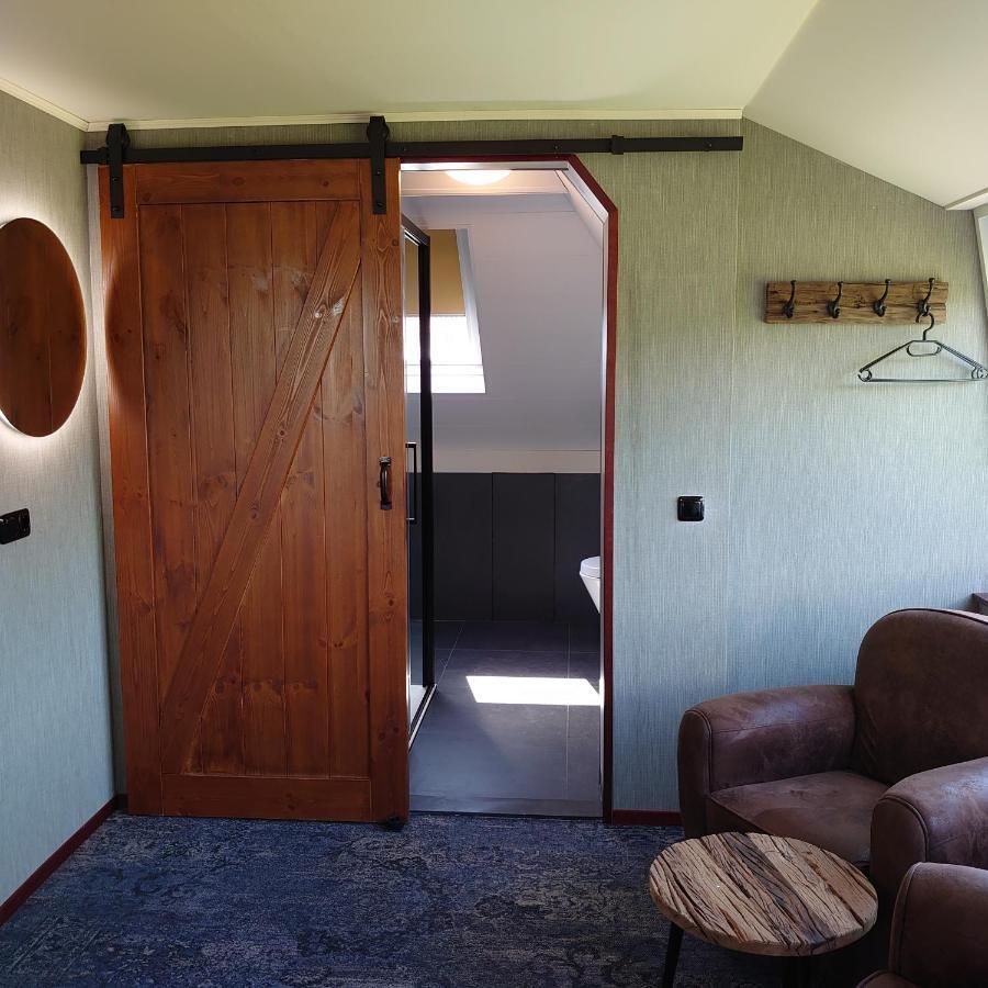 De Cyprian Bed & Breakfast Kaard Экстерьер фото