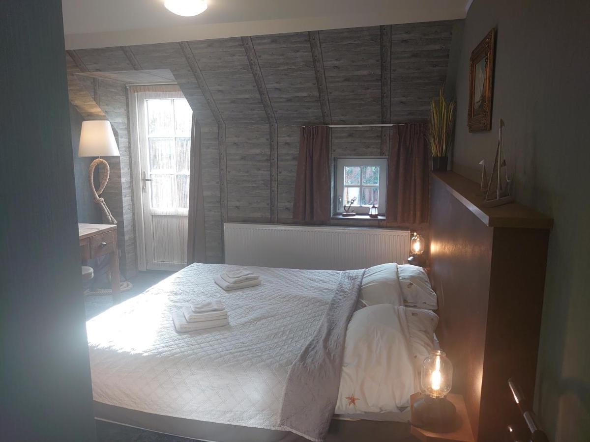 De Cyprian Bed & Breakfast Kaard Экстерьер фото